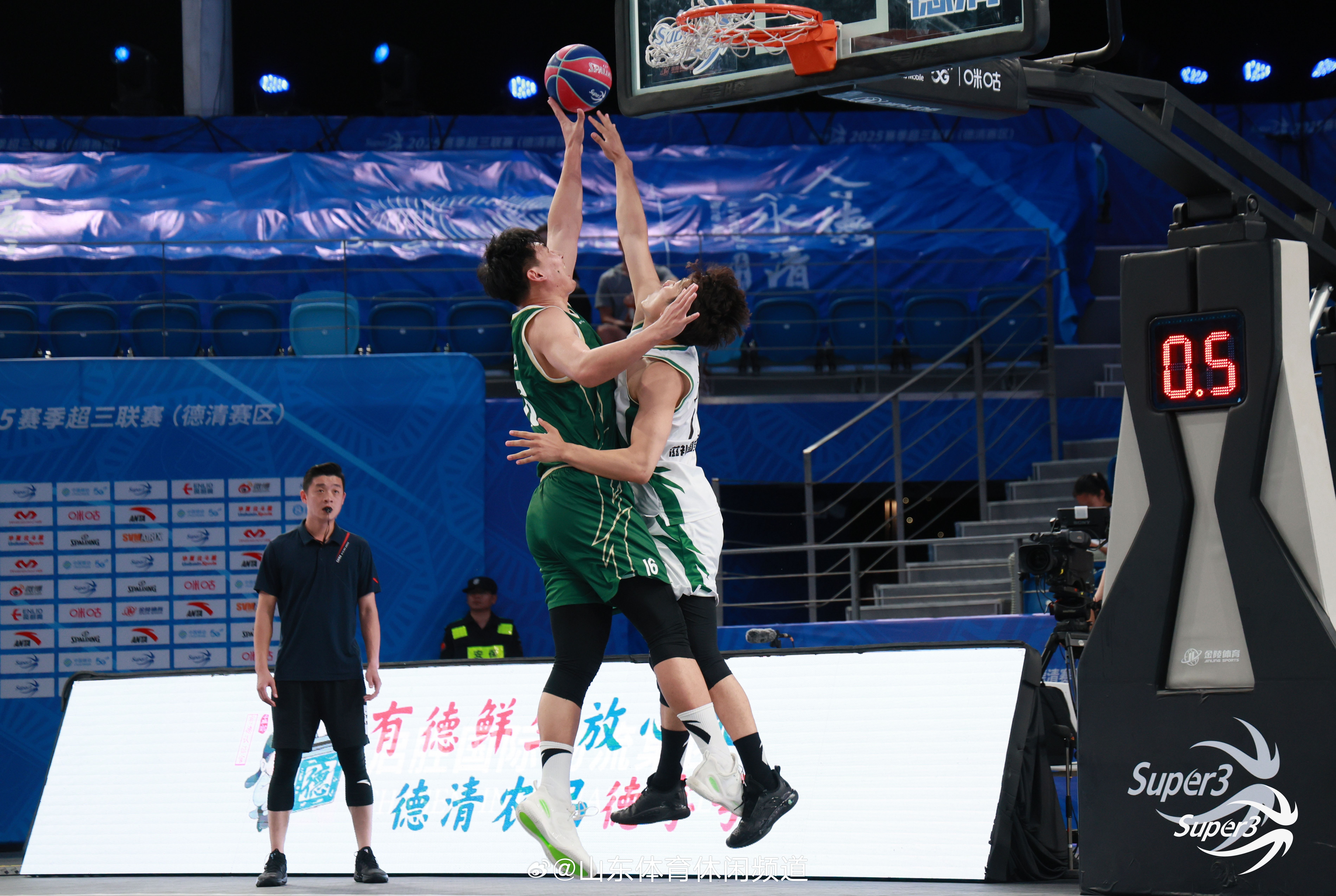 开云体育登录入口-球员运动战技高超，率队大获全胜